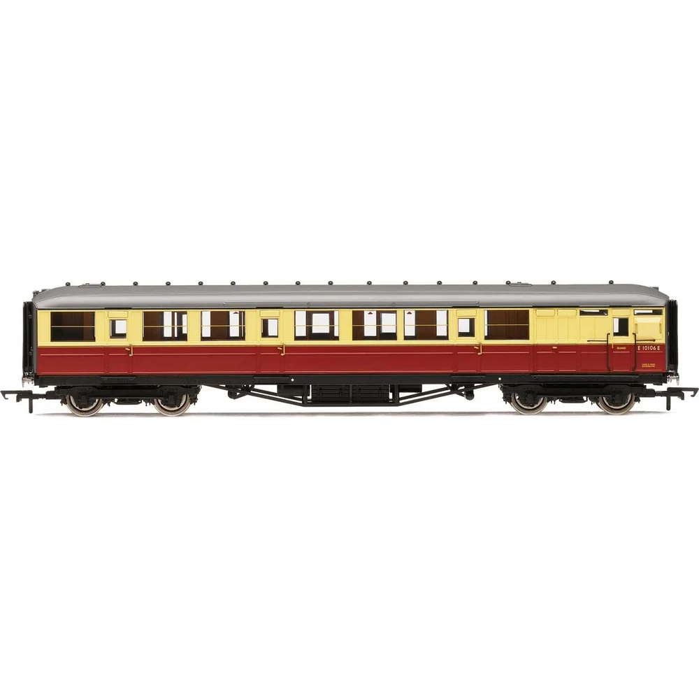 Hornby R4178C — Side Elevation by Hornby