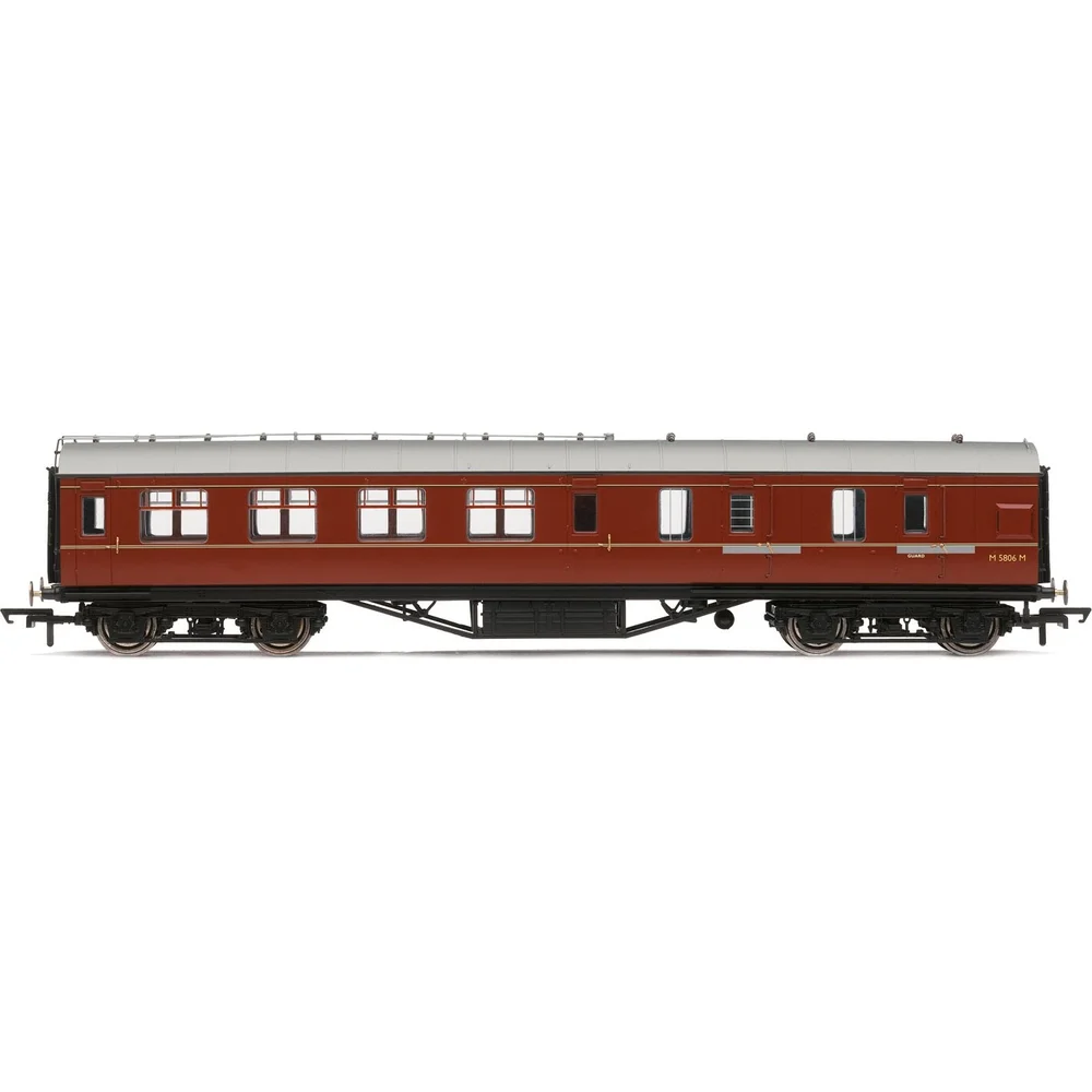 Hornby R4236C — Side Elevation by Hornby