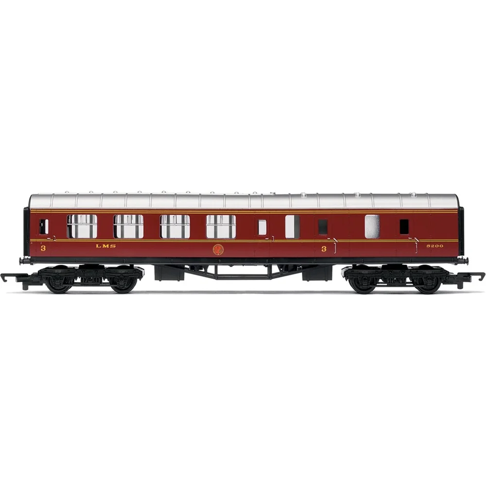 Hornby R4389 — Side Elevation by Hornby