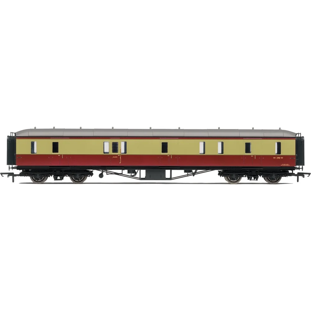 Hornby R4404A — Side Elevation by Hornby