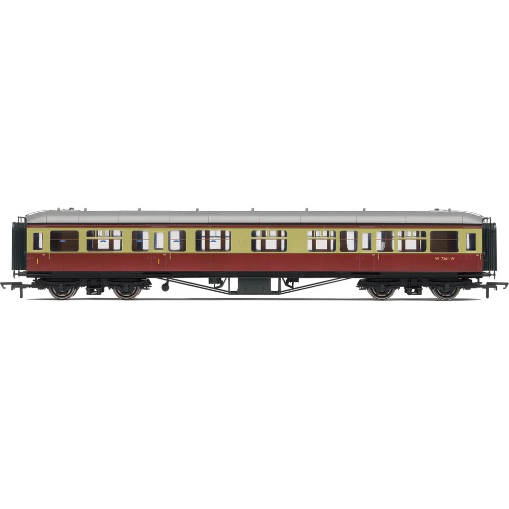 Hornby R4407A — Side Elevation by Hornby