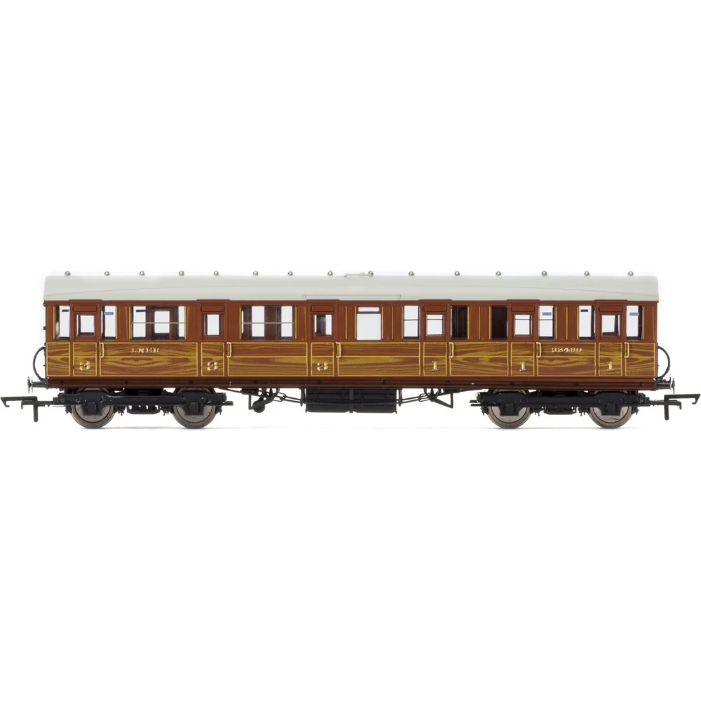 Hornby R4517B — Side Elevation by Hornby