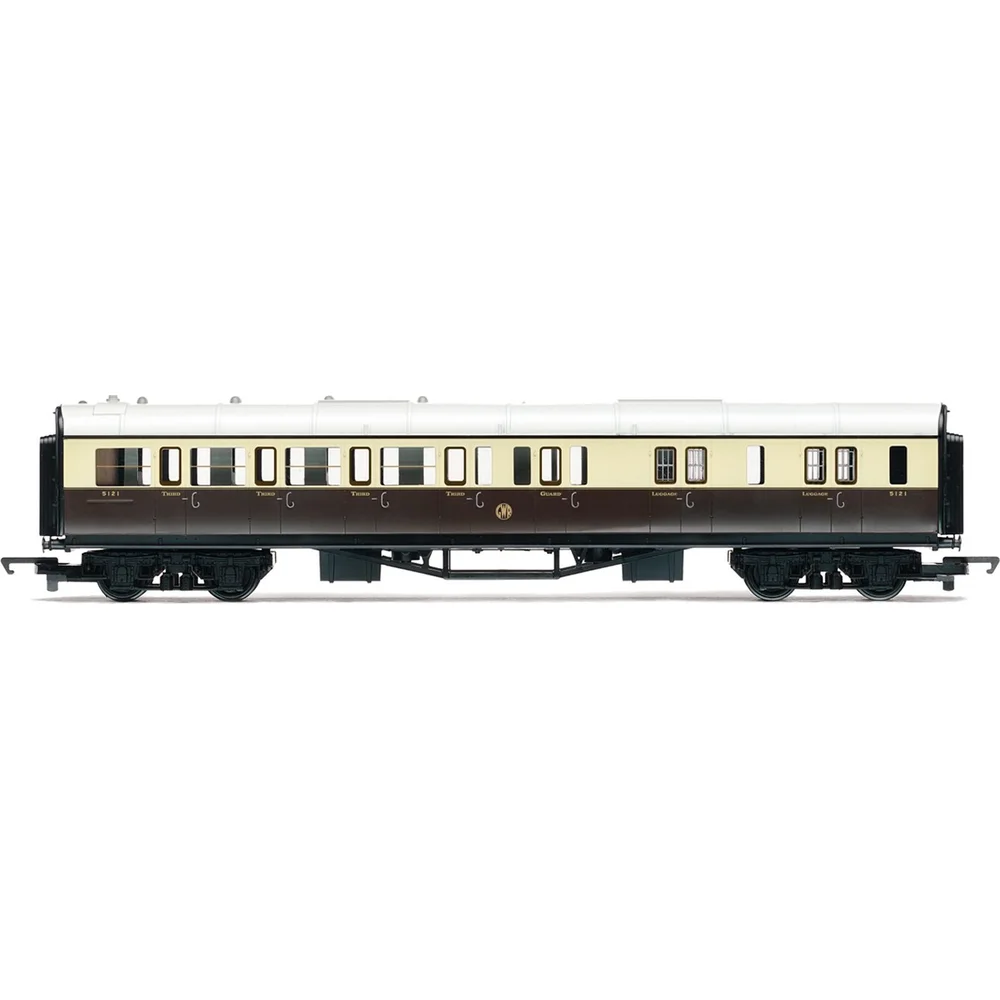 Hornby R4524 — Side Elevation by Hornby
