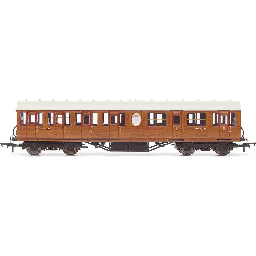 Hornby R4572A — Side Elevation by Hornby
