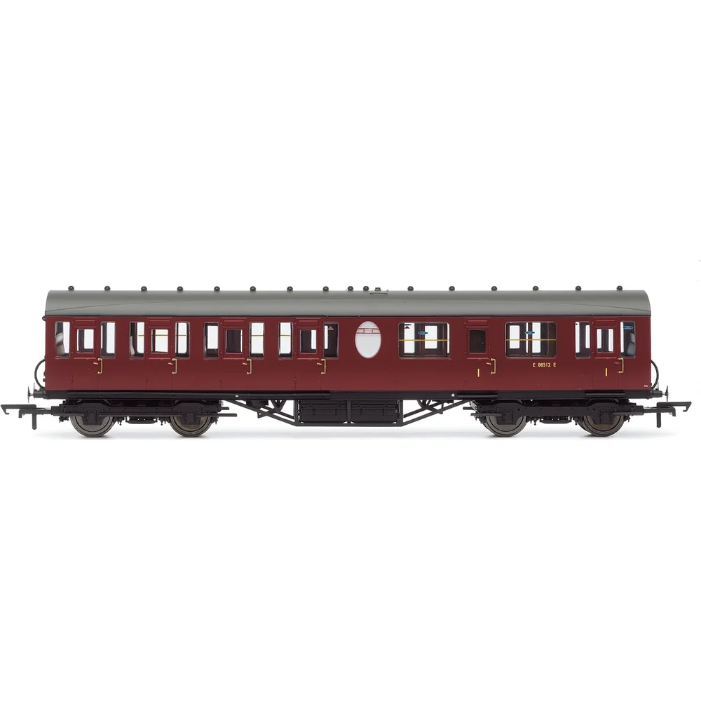 Hornby R4575 — Side Elevation by Hornby