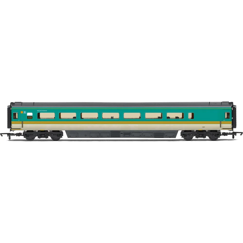 Hornby R4591 — Side Elevation by Hornby