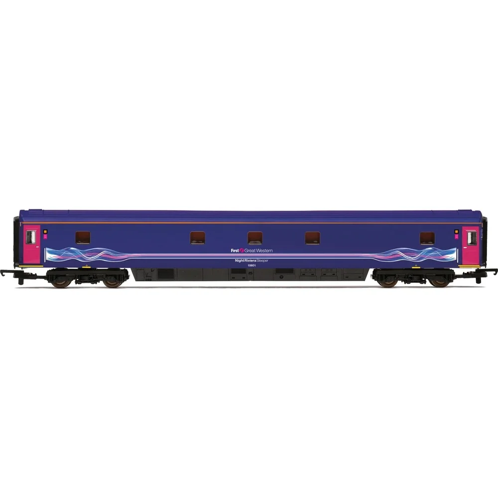 Hornby R4597 — Side Elevation by Hornby