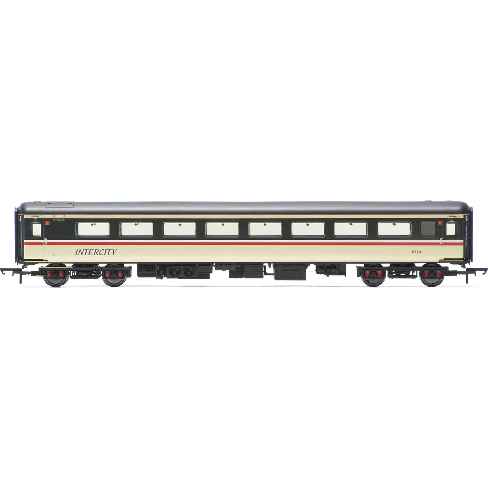 Hornby R4616A — Side Elevation by Hornby