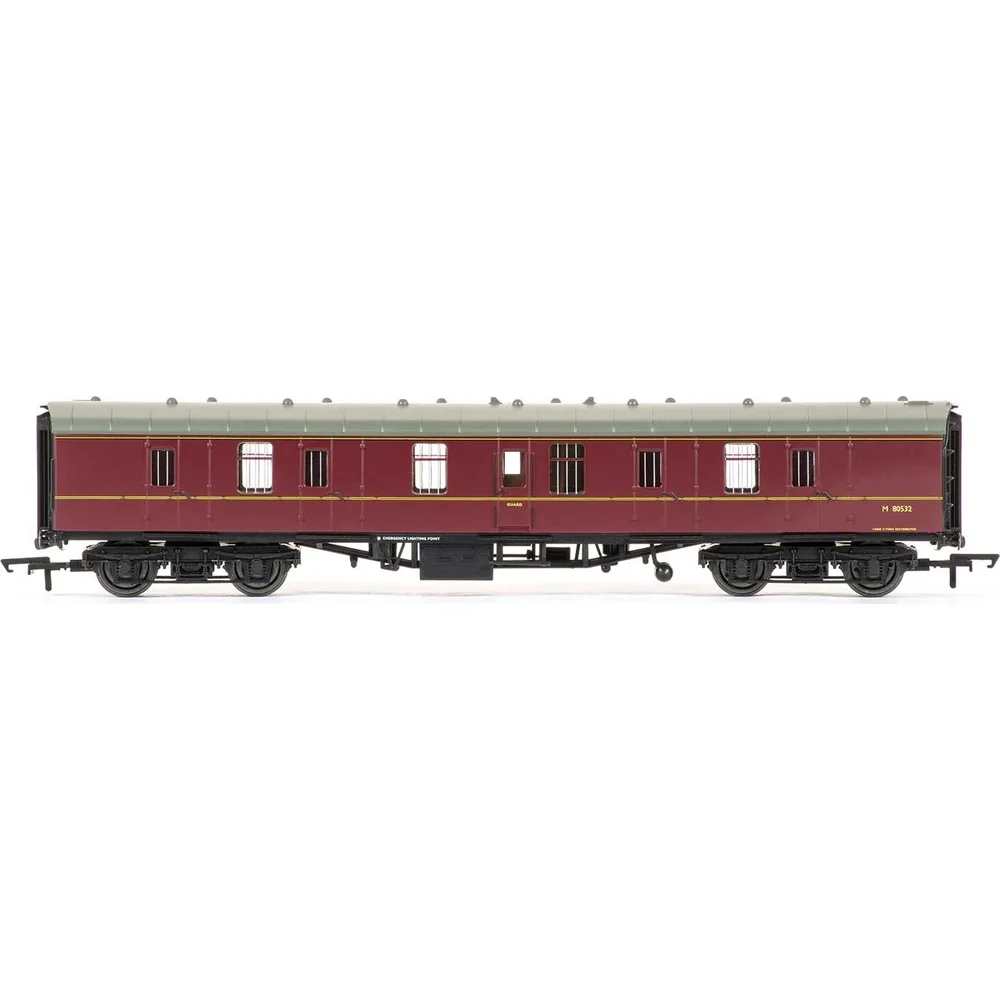 Hornby R4619A — Side Elevation by Hornby