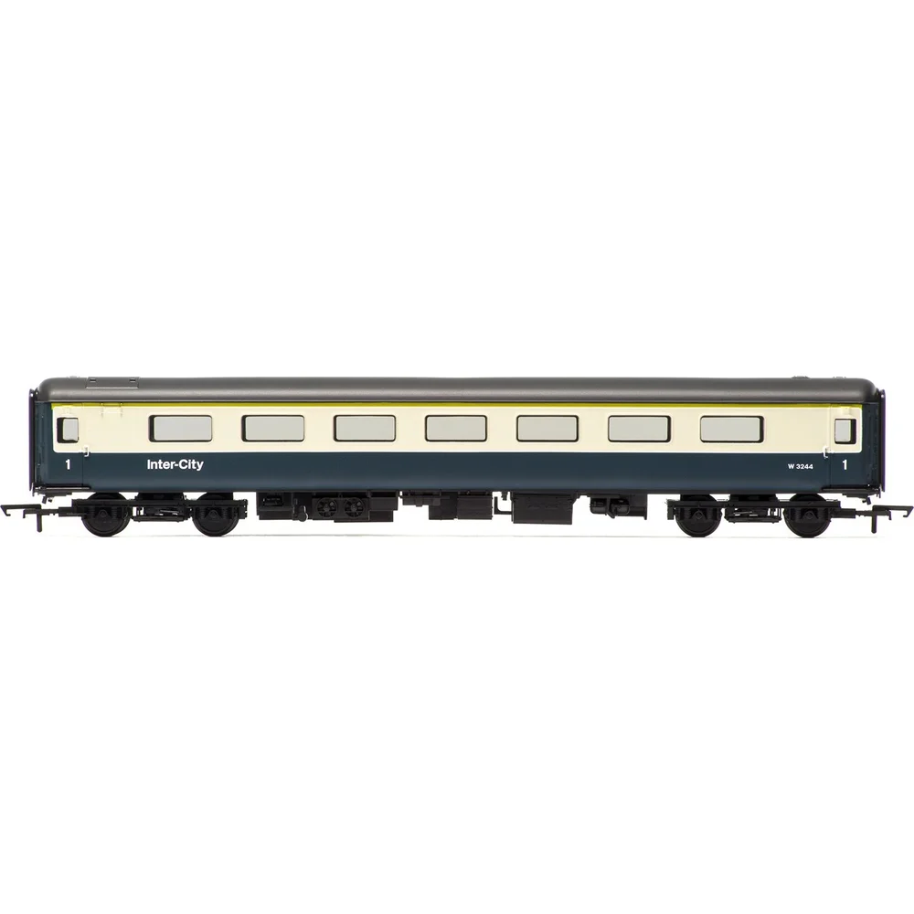 Hornby R4623 — Side Elevation by Hornby