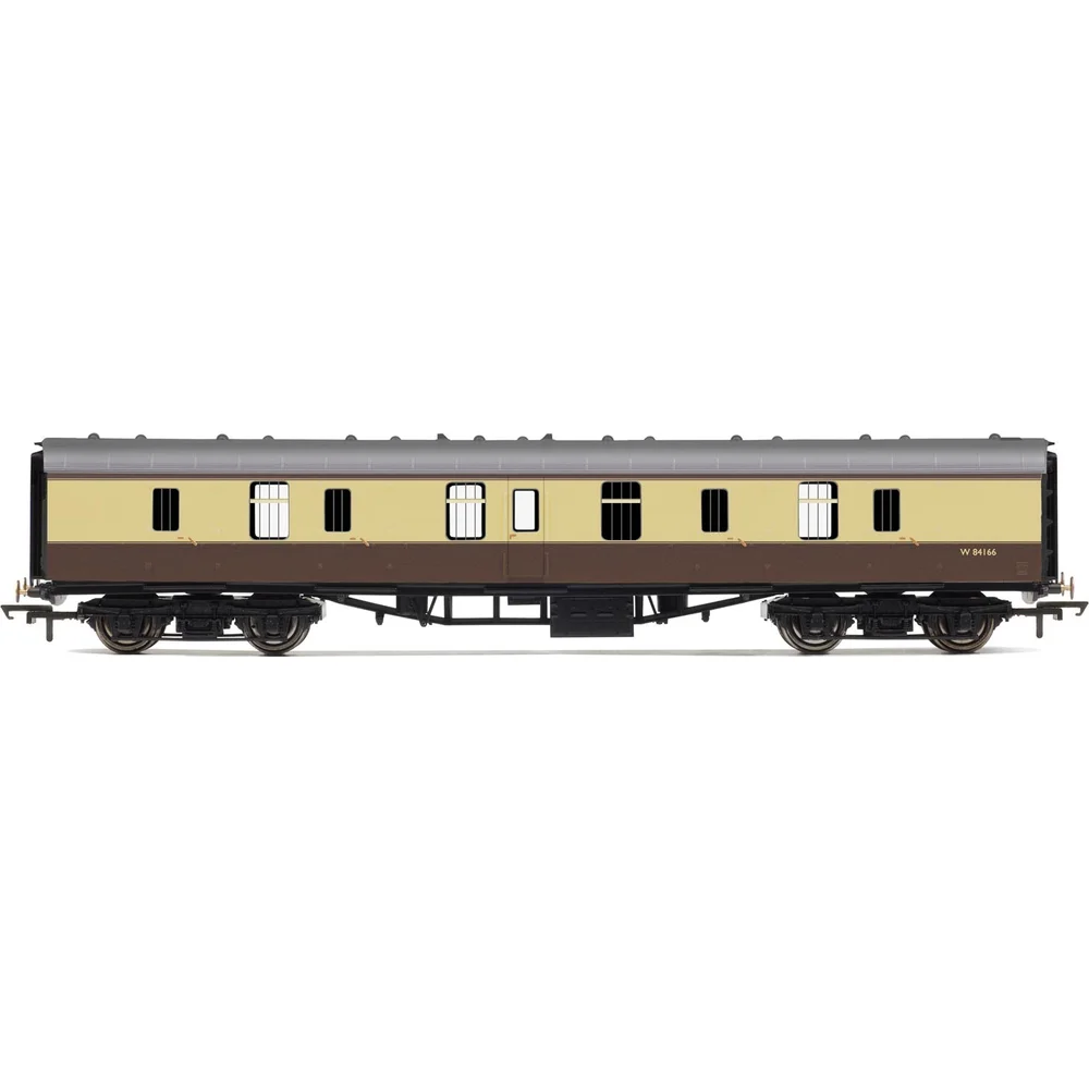 Hornby R4626 — Side Elevation by Hornby