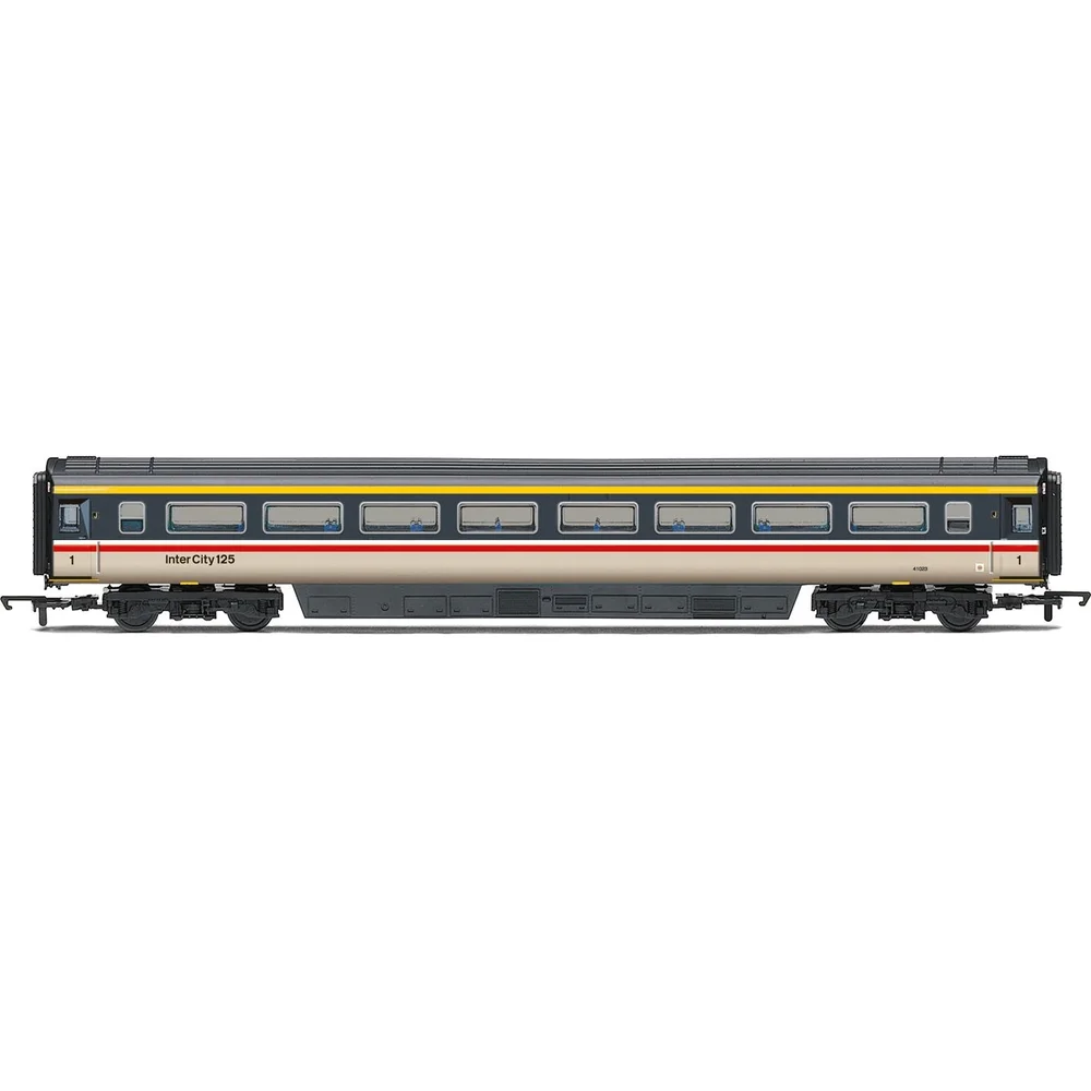 Hornby R4631 — Side Elevation by Hornby