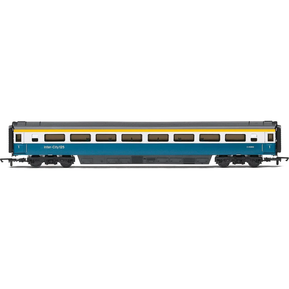 Hornby R4633 — Side Elevation by Hornby