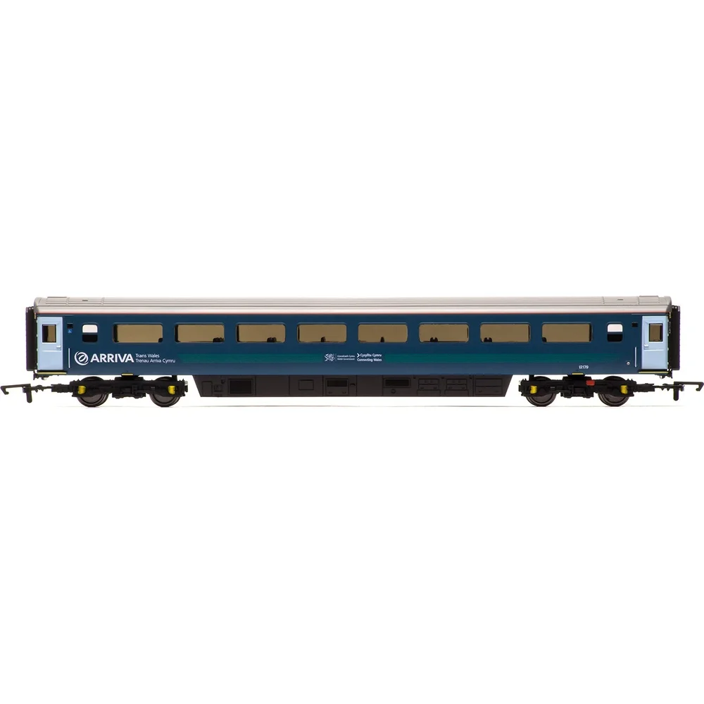 Hornby R4635A — Side Elevation by Hornby