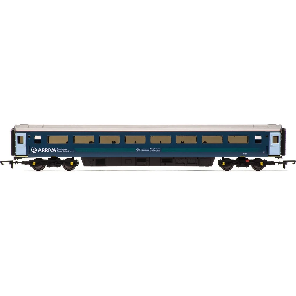 Hornby R4635B — Side Elevation by Hornby