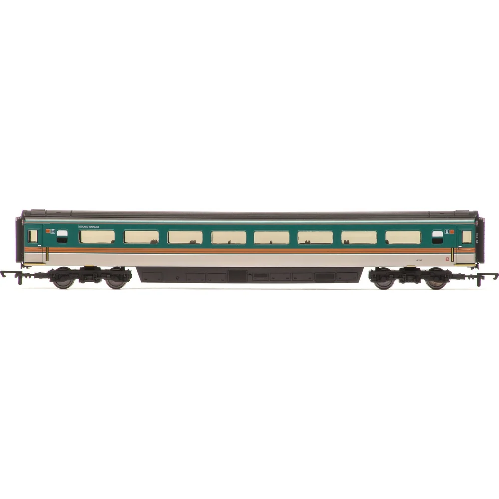 Hornby R4639 — Side Elevation by Hornby