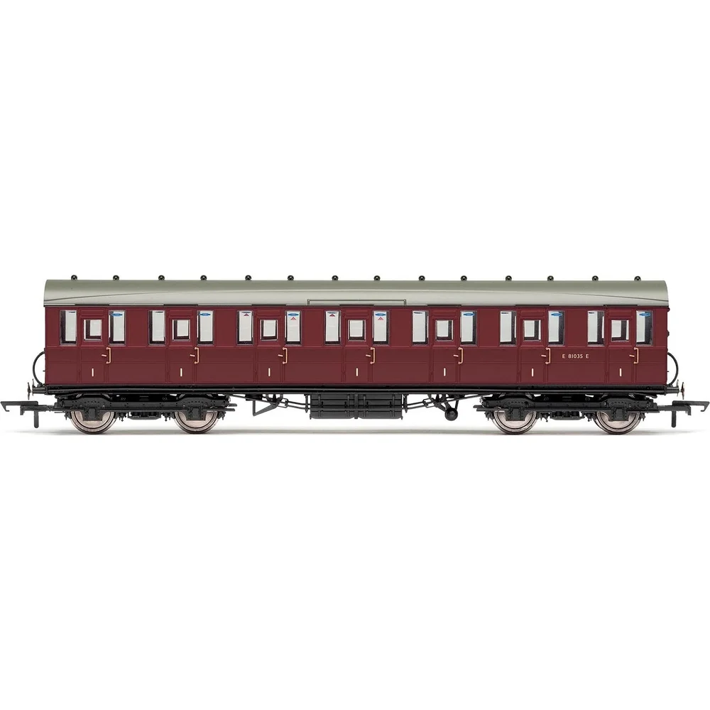 Hornby R4648 — Side Elevation by Hornby
