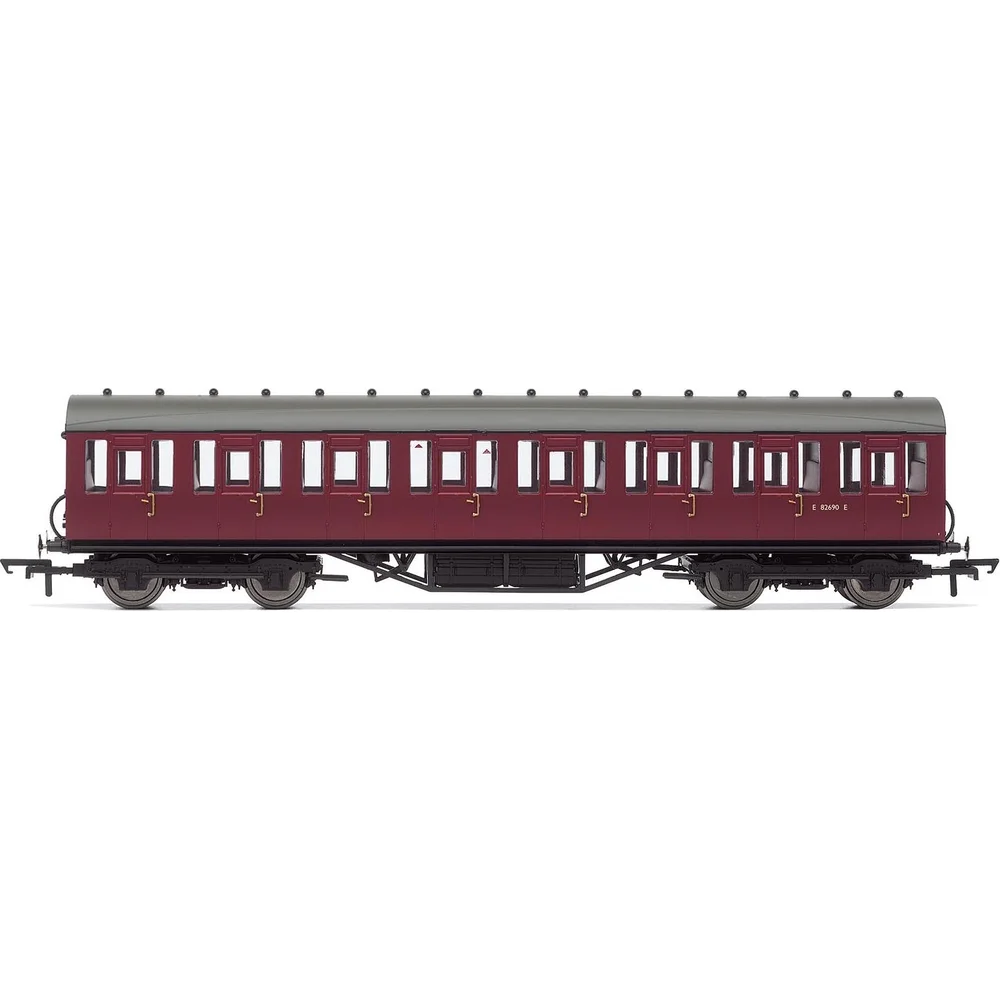 Hornby R4652 — Side Elevation by Hornby