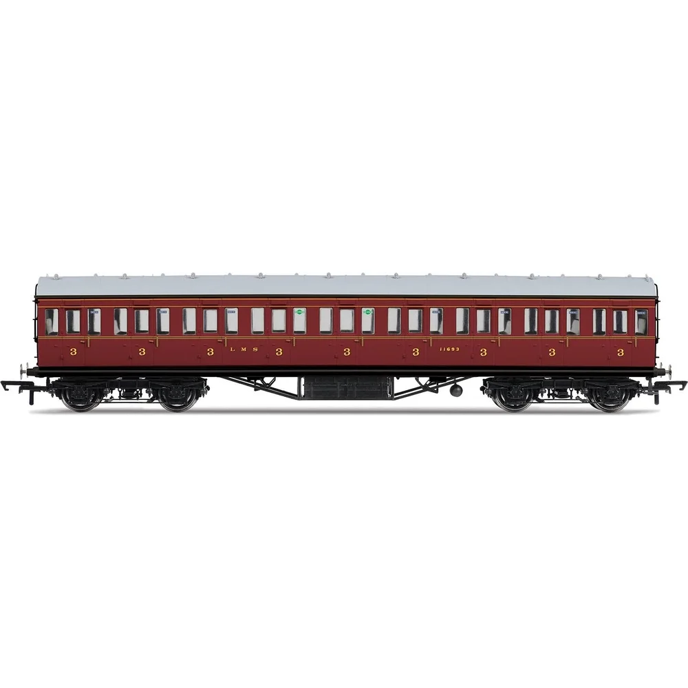 Hornby R4657 — Side Elevation by Hornby