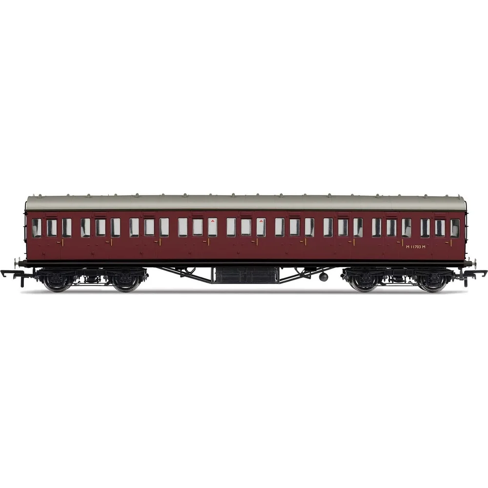 Hornby R4659 — Side Elevation by Hornby