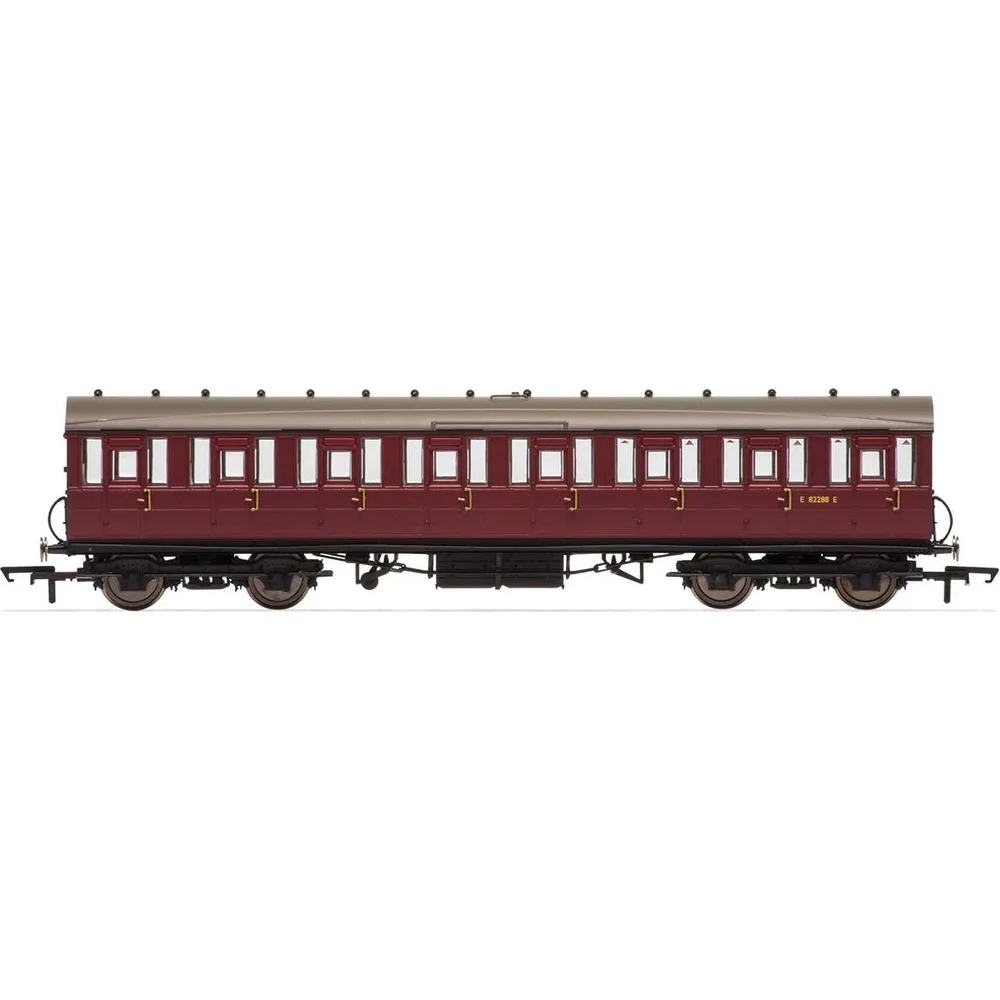 Hornby R4675 — Side Elevation by Hornby