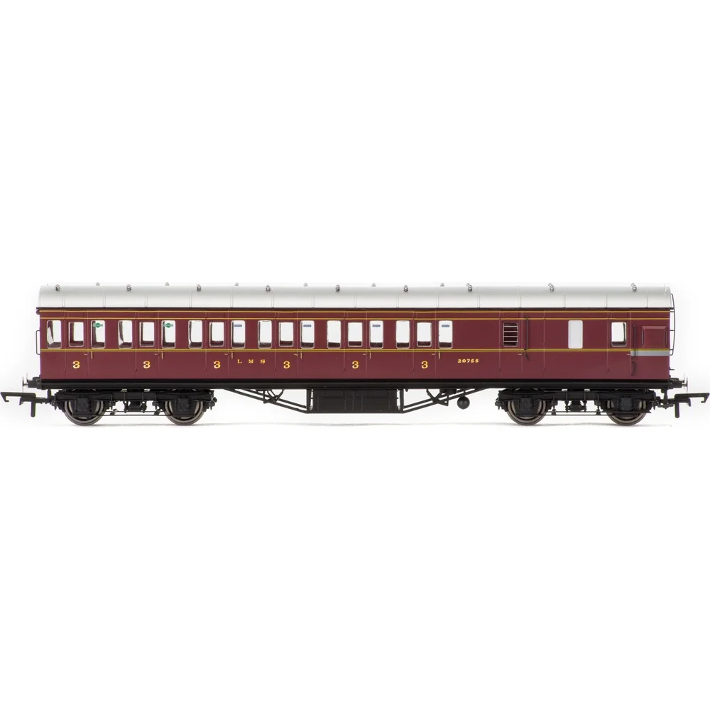 Hornby R4677C — Side Elevation by Hornby