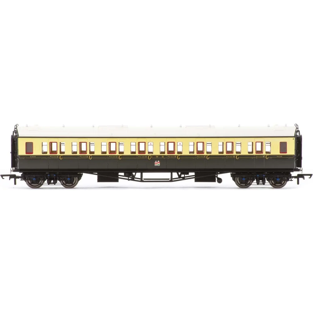 Hornby R4679A — Side Elevation by Hornby