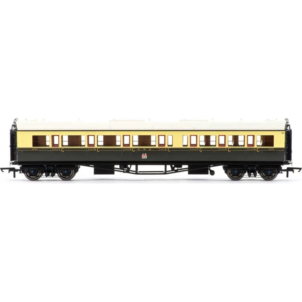 Hornby R4682 — Side Elevation by Hornby