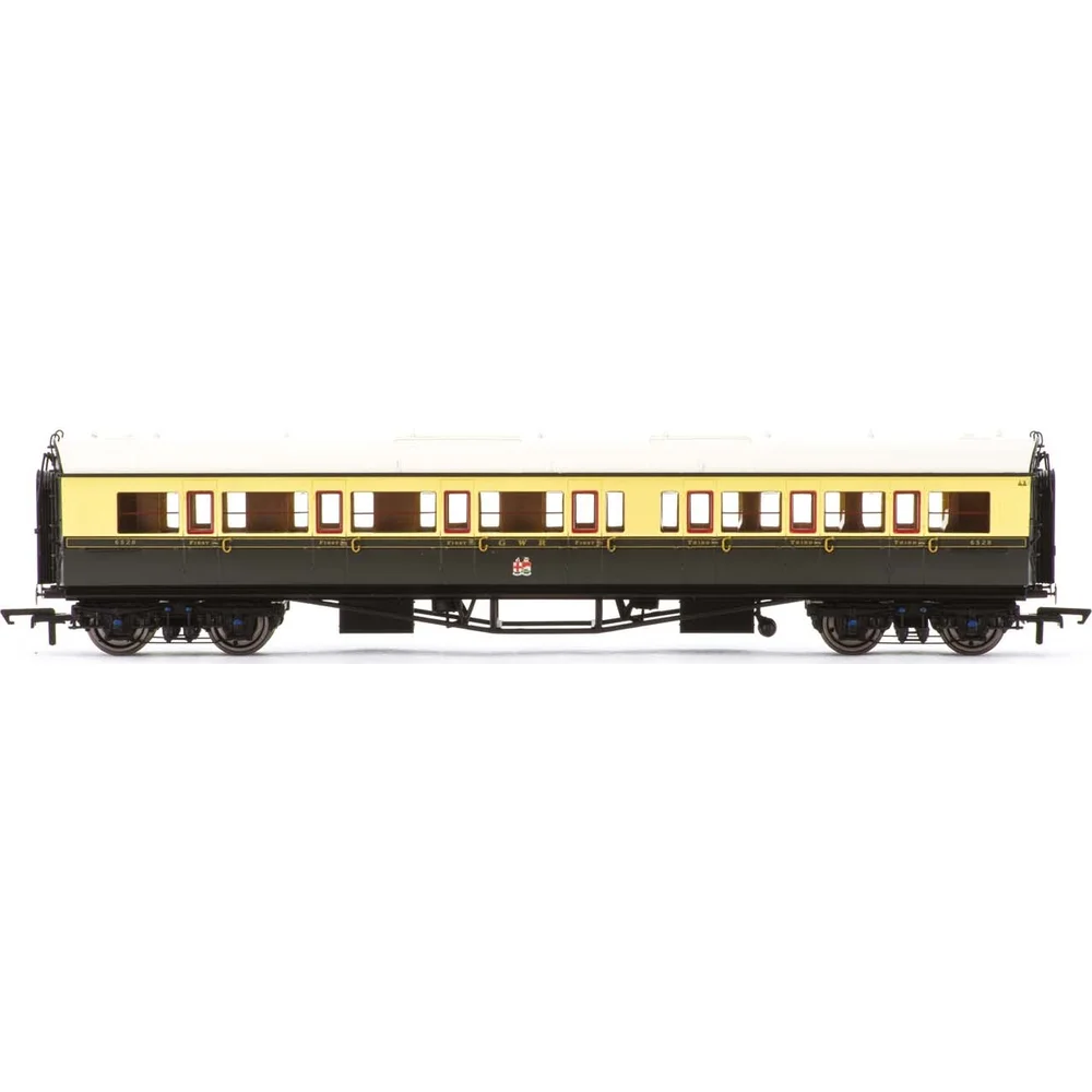 Hornby R4682A — Side Elevation by Hornby