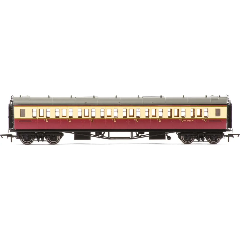 Hornby R4684A — Side Elevation by Hornby