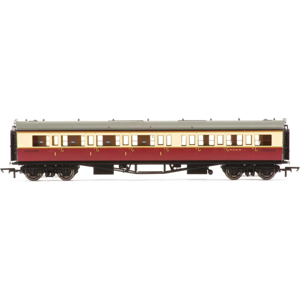 Hornby R4687A — Side Elevation by Hornby