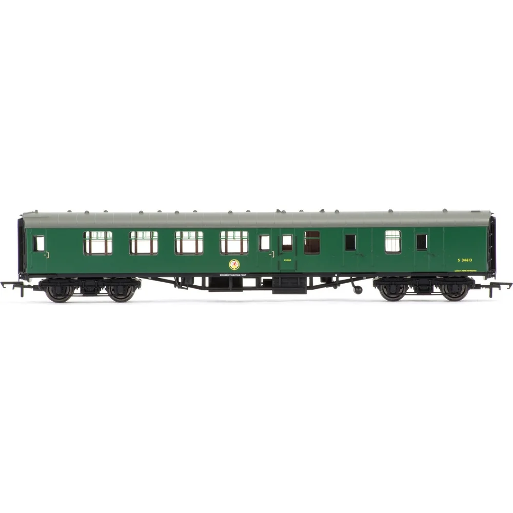 Hornby R4713 — Side Elevation by Hornby