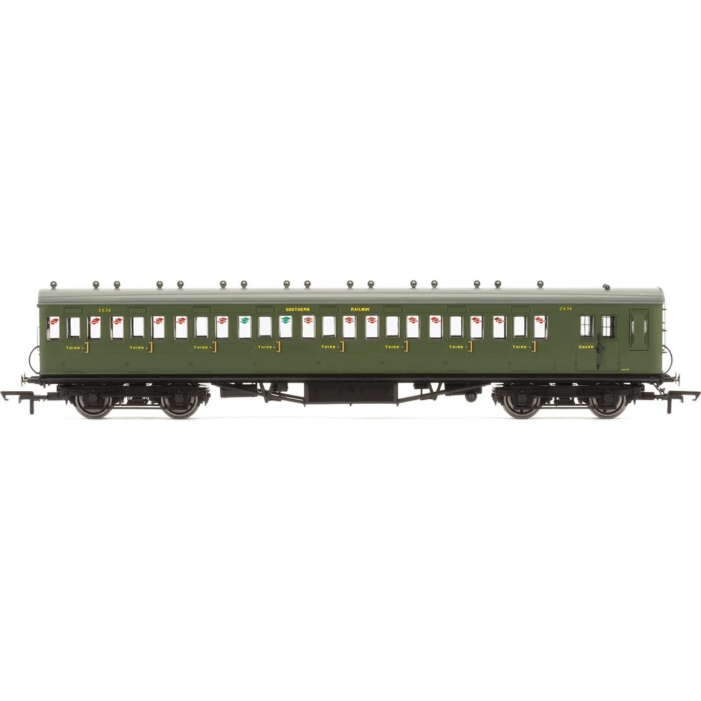 Hornby R4717A — Side Elevation by Hornby