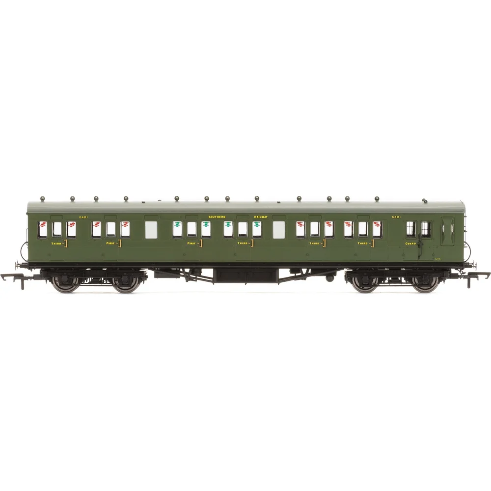 Hornby R4719A — Side Elevation by Hornby