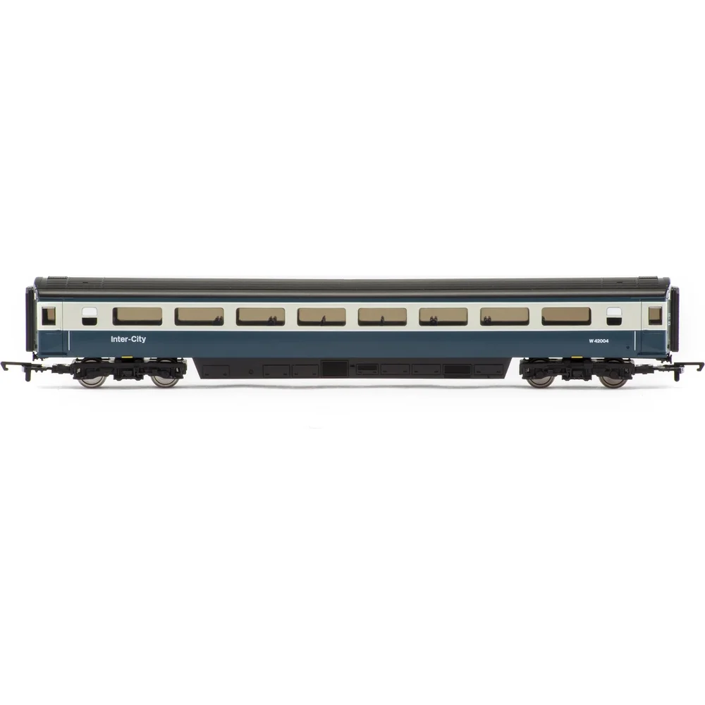 Hornby R4732A — Side Elevation by Hornby