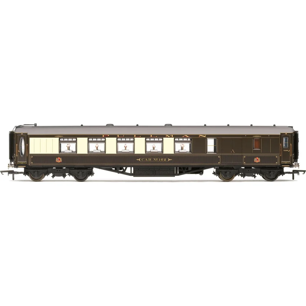 Hornby R4742 — Side Elevation by Hornby
