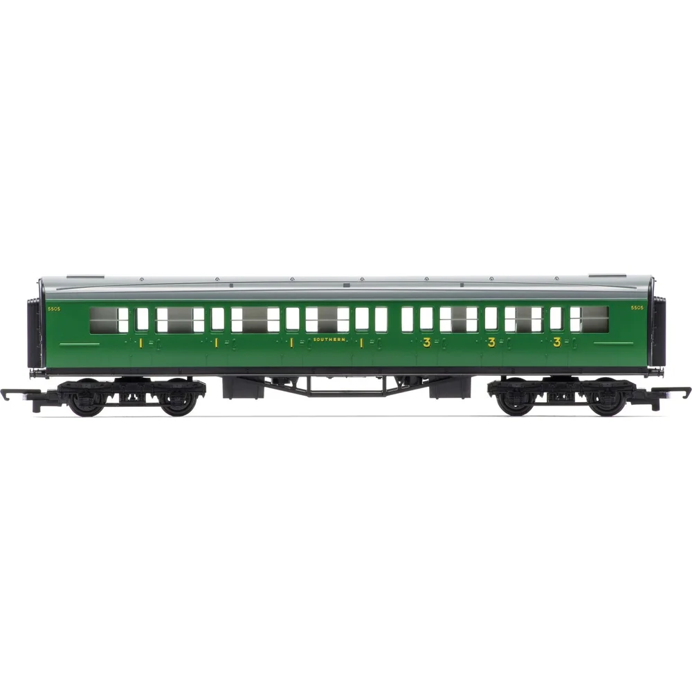 Hornby R4743 — Side Elevation by Hornby