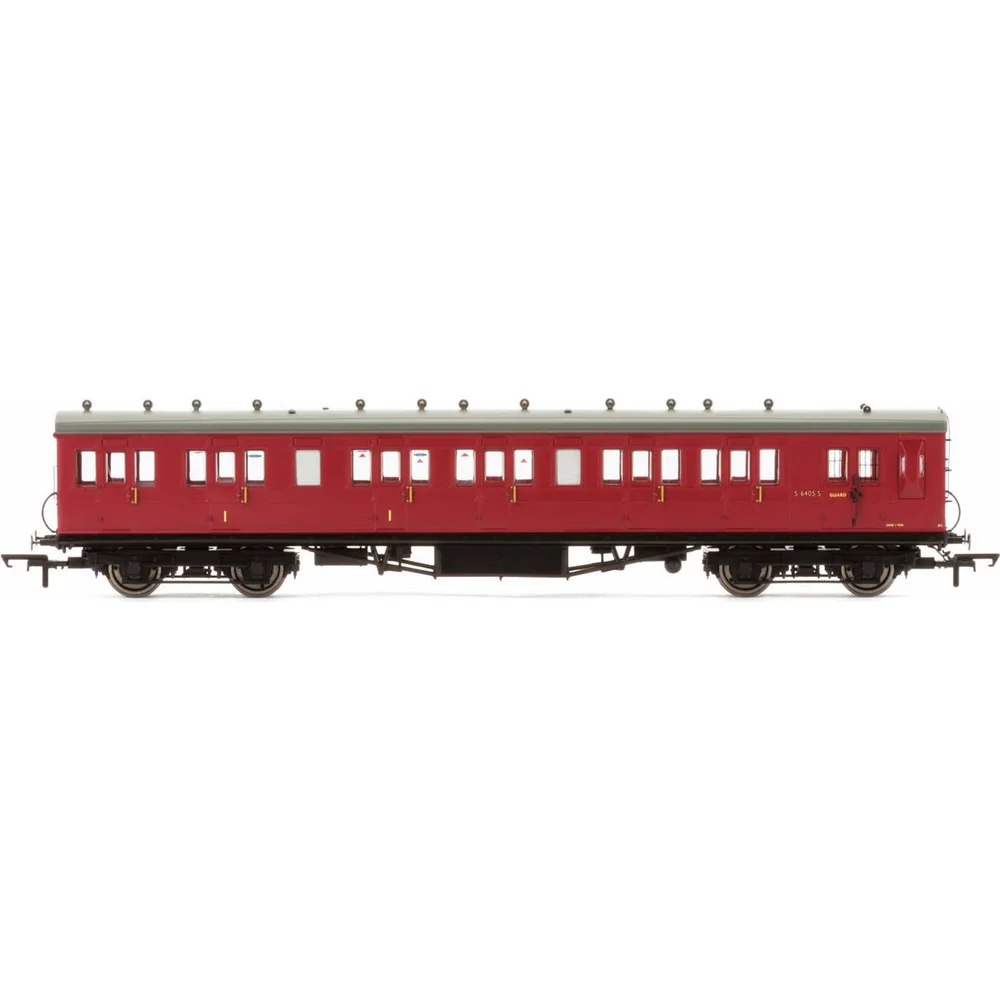 Hornby R4748A — Side Elevation by Hornby