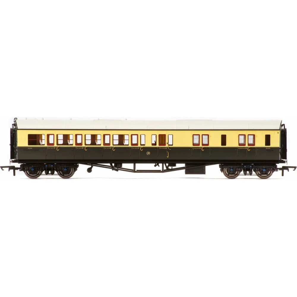 Hornby R4759 — Side Elevation by Hornby