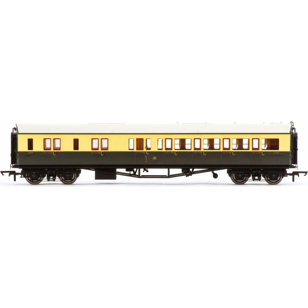 Hornby R4760 — Side Elevation by Hornby