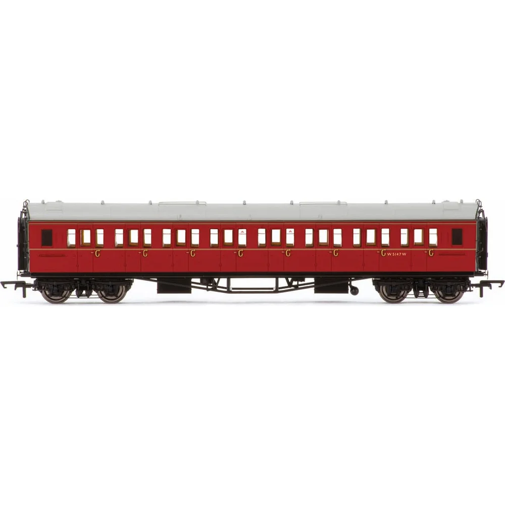 Hornby R4763 — Side Elevation by Hornby