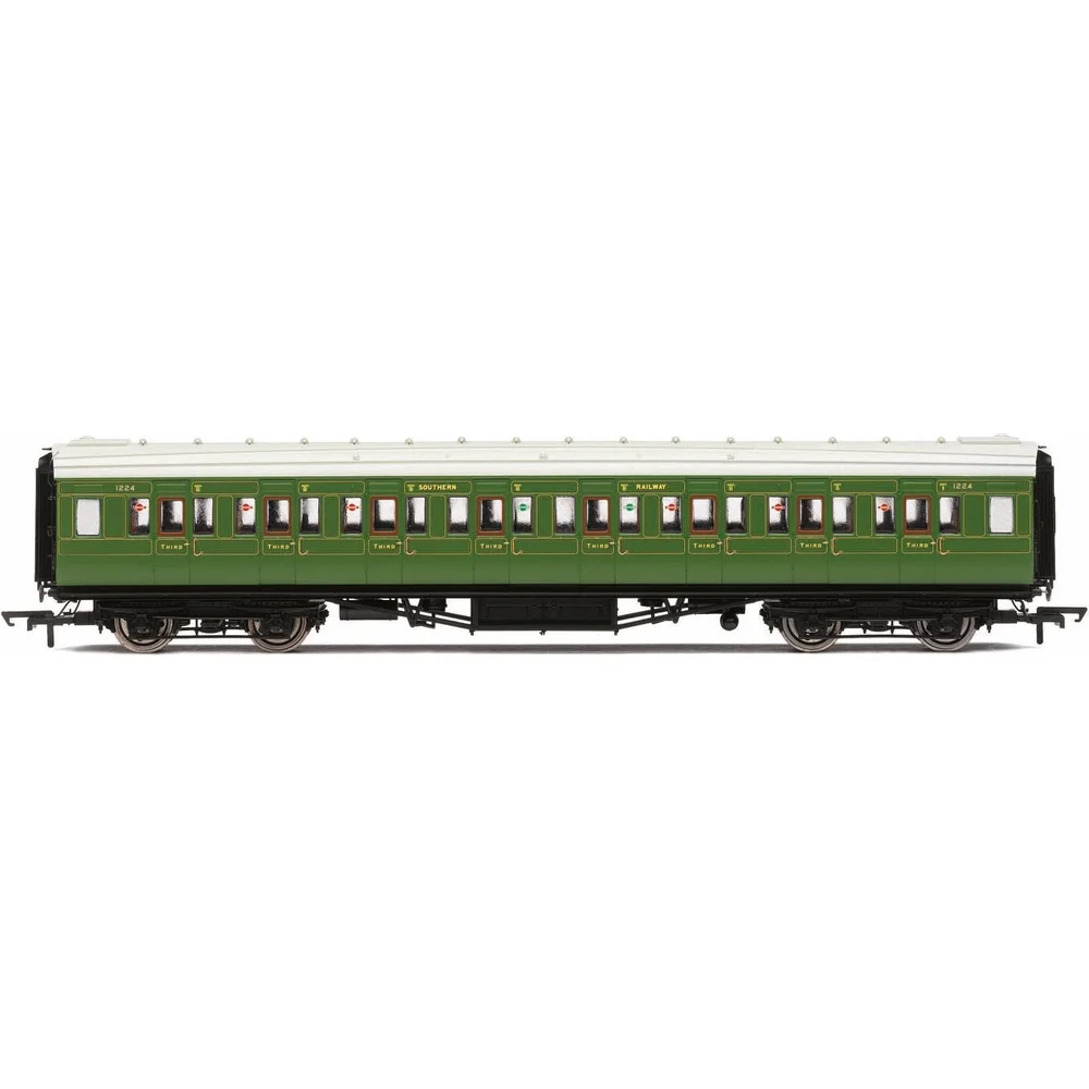 Hornby R4769 — Side Elevation by Hornby
