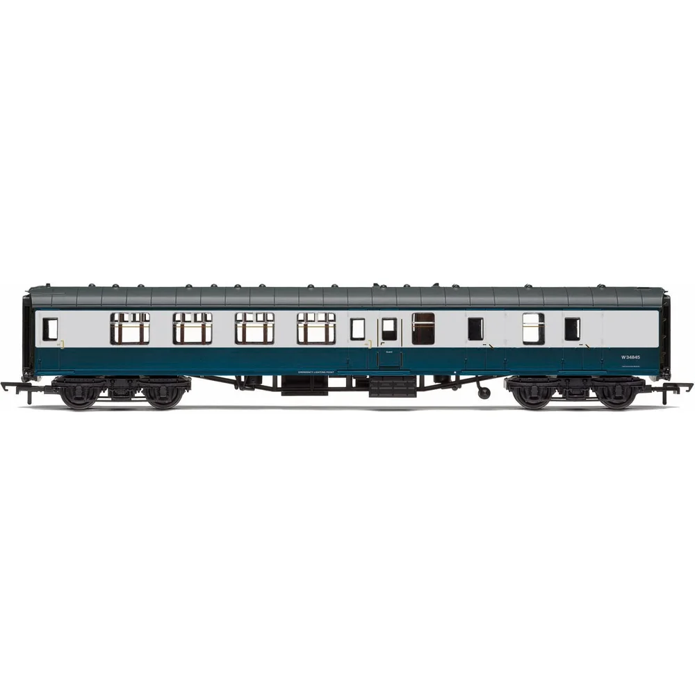 Hornby R4774 — Side Elevation by Hornby