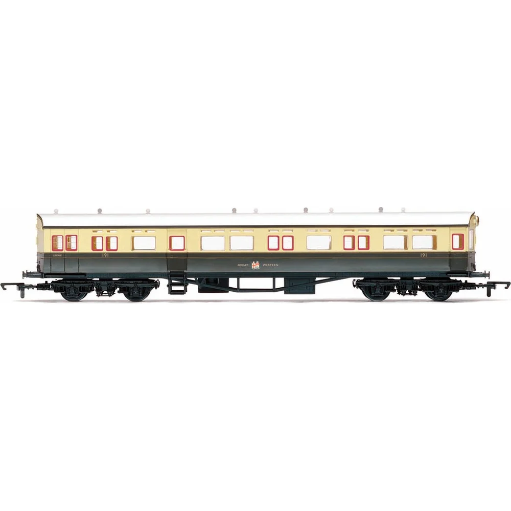Hornby R4790 — Side Elevation by Hornby