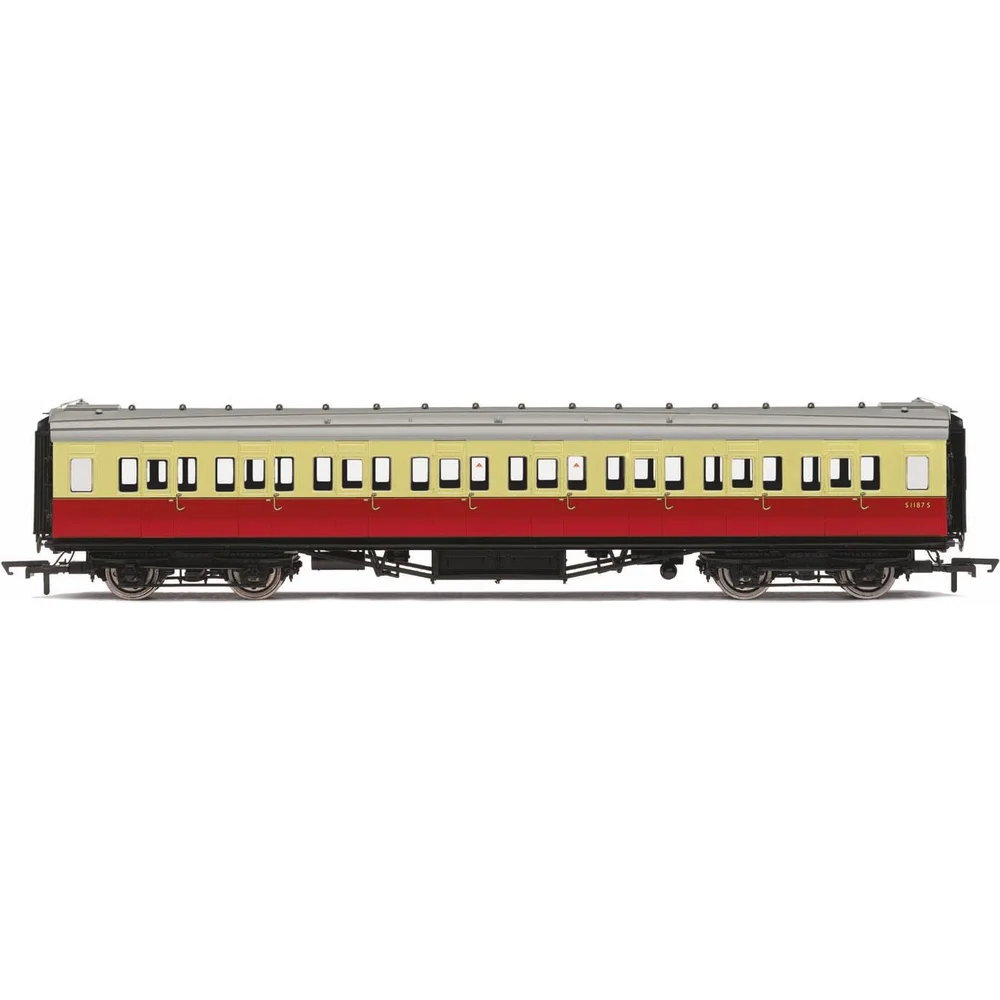 Hornby R4798 — Side Elevation by Hornby