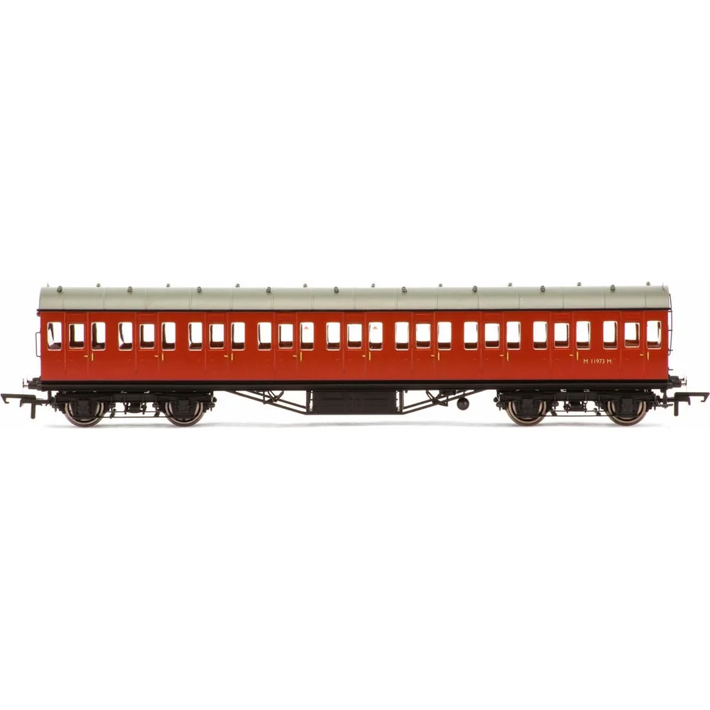 Hornby R4800 — Side Elevation by Hornby