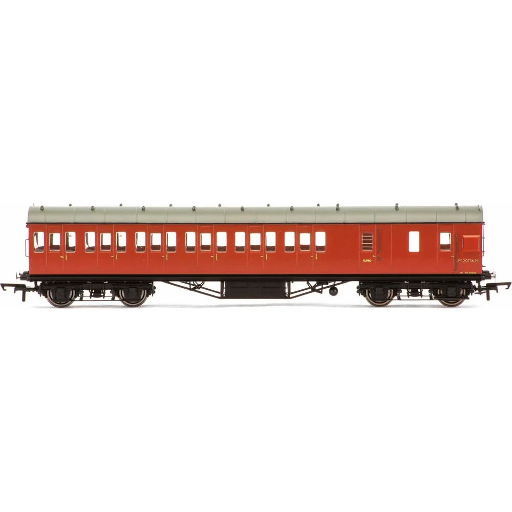 Hornby R4801 — Side Elevation by Hornby