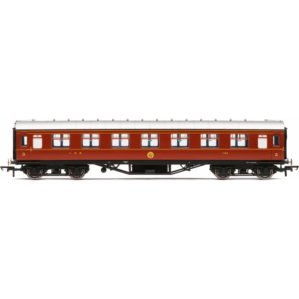 Hornby R4804 — Side Elevation by Hornby