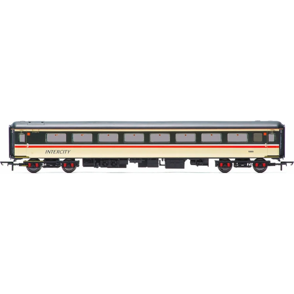 Hornby R4809 — Side Elevation by Hornby