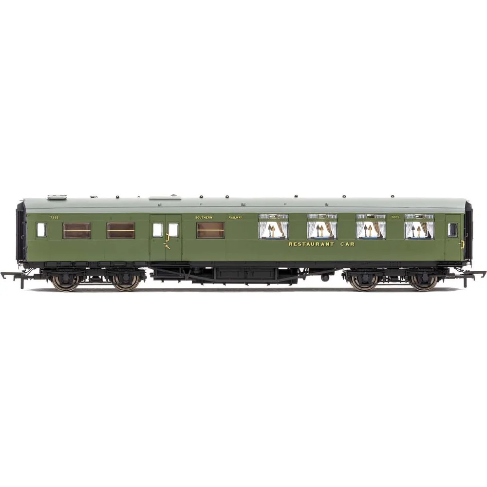 Hornby R4816A — Side Elevation by Hornby
